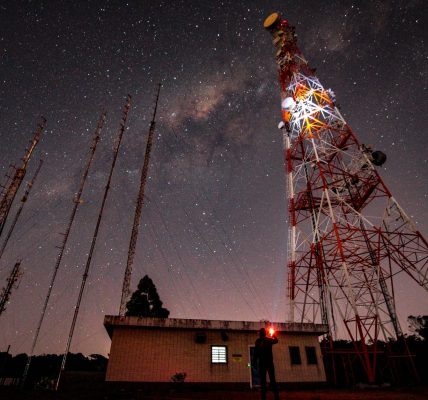 radio galaxy discovery