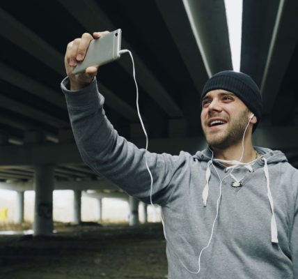 social media ban under-13s